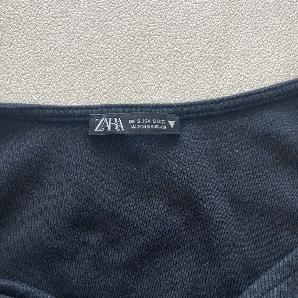 Zara Black Ruched Ruffle Sleeve Top - Picture 3 of 3